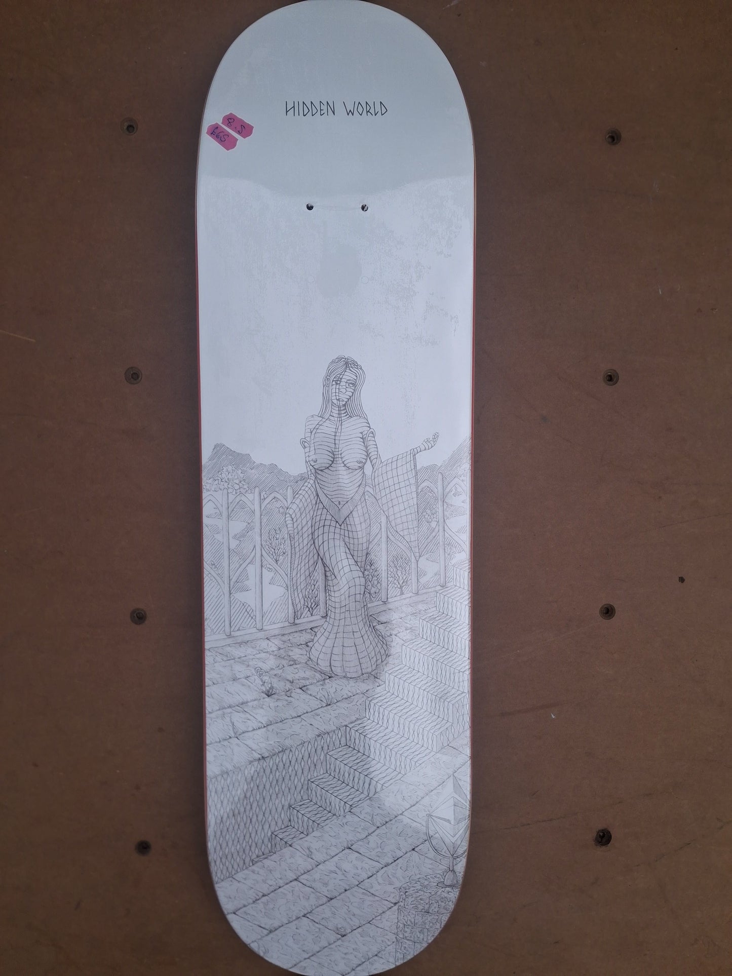 Hidden world skateboards 8.5