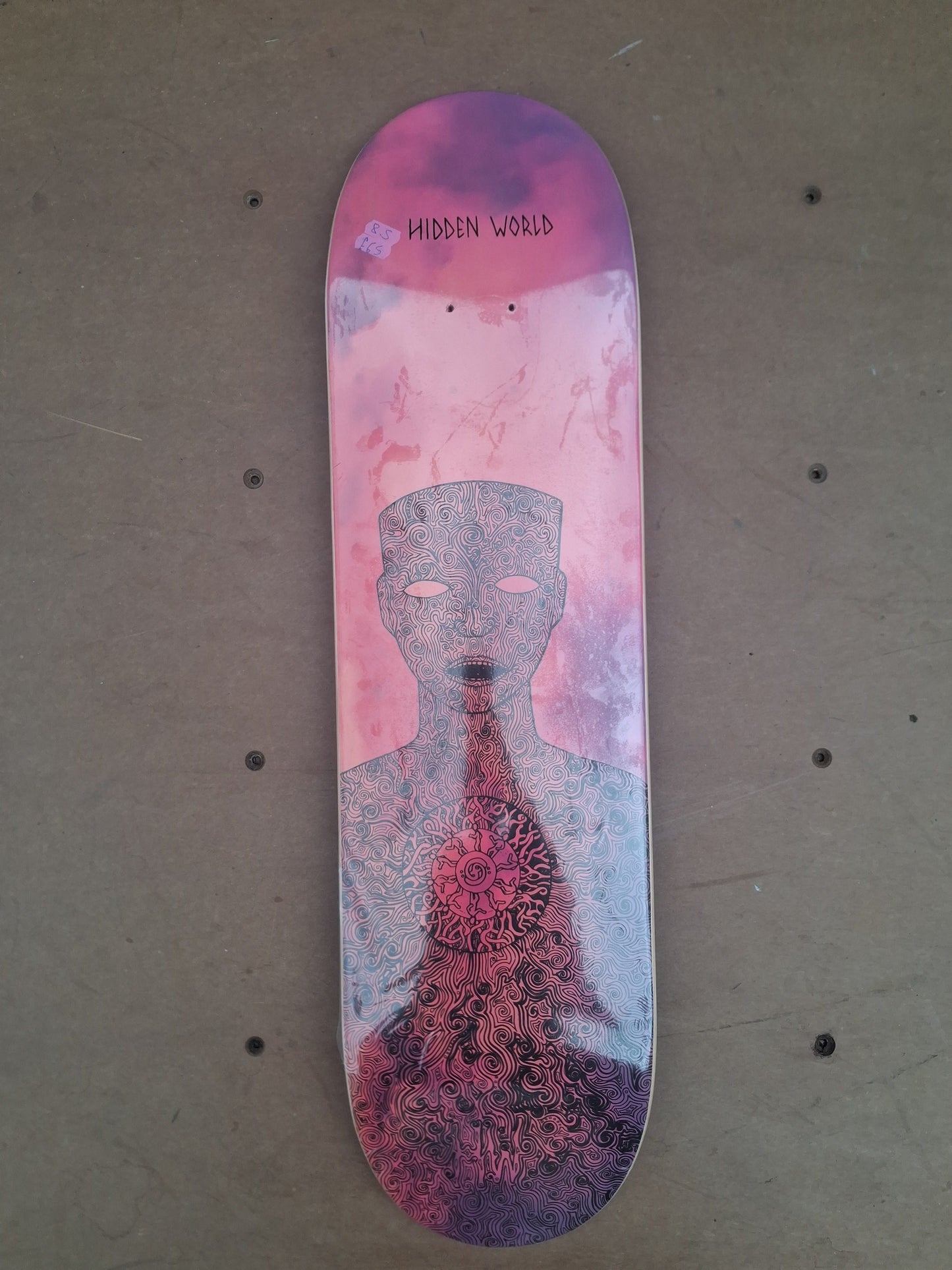 Hidden world skateboards 8.5