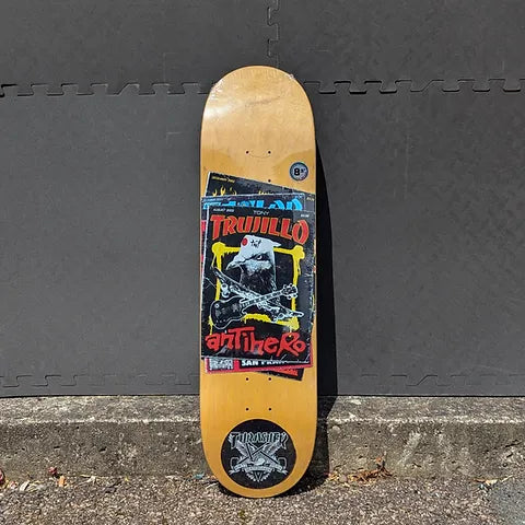 Anti hero x Thrasher magazine collab 8.5