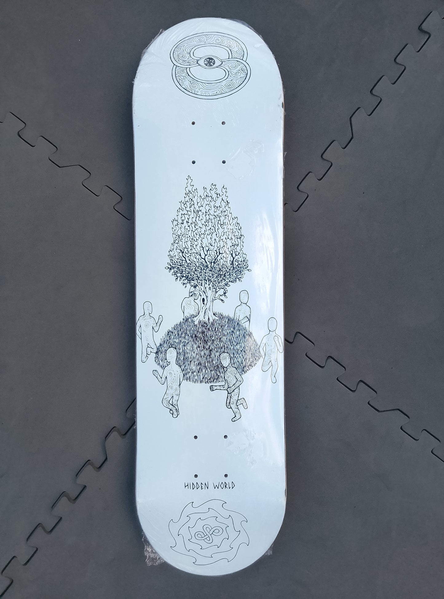 Hidden world skateboards "burning tree" Deck 8.25' image 0