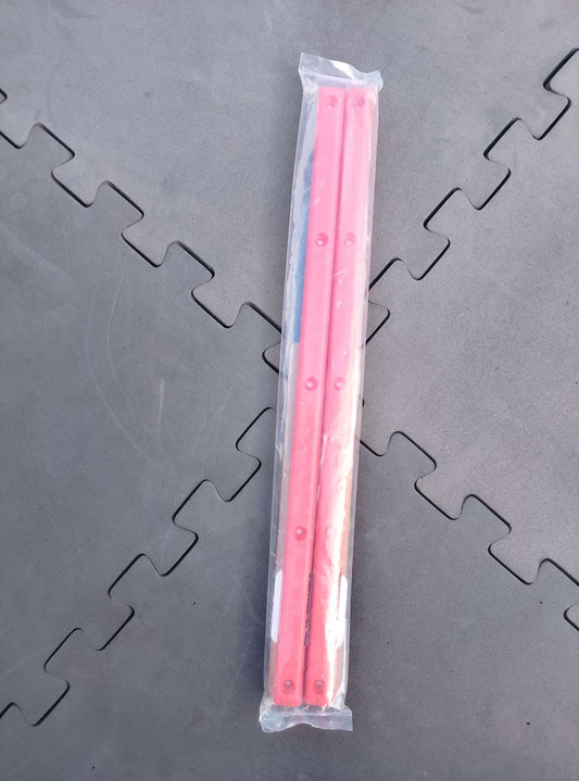 Film red "parking block rails" image 0