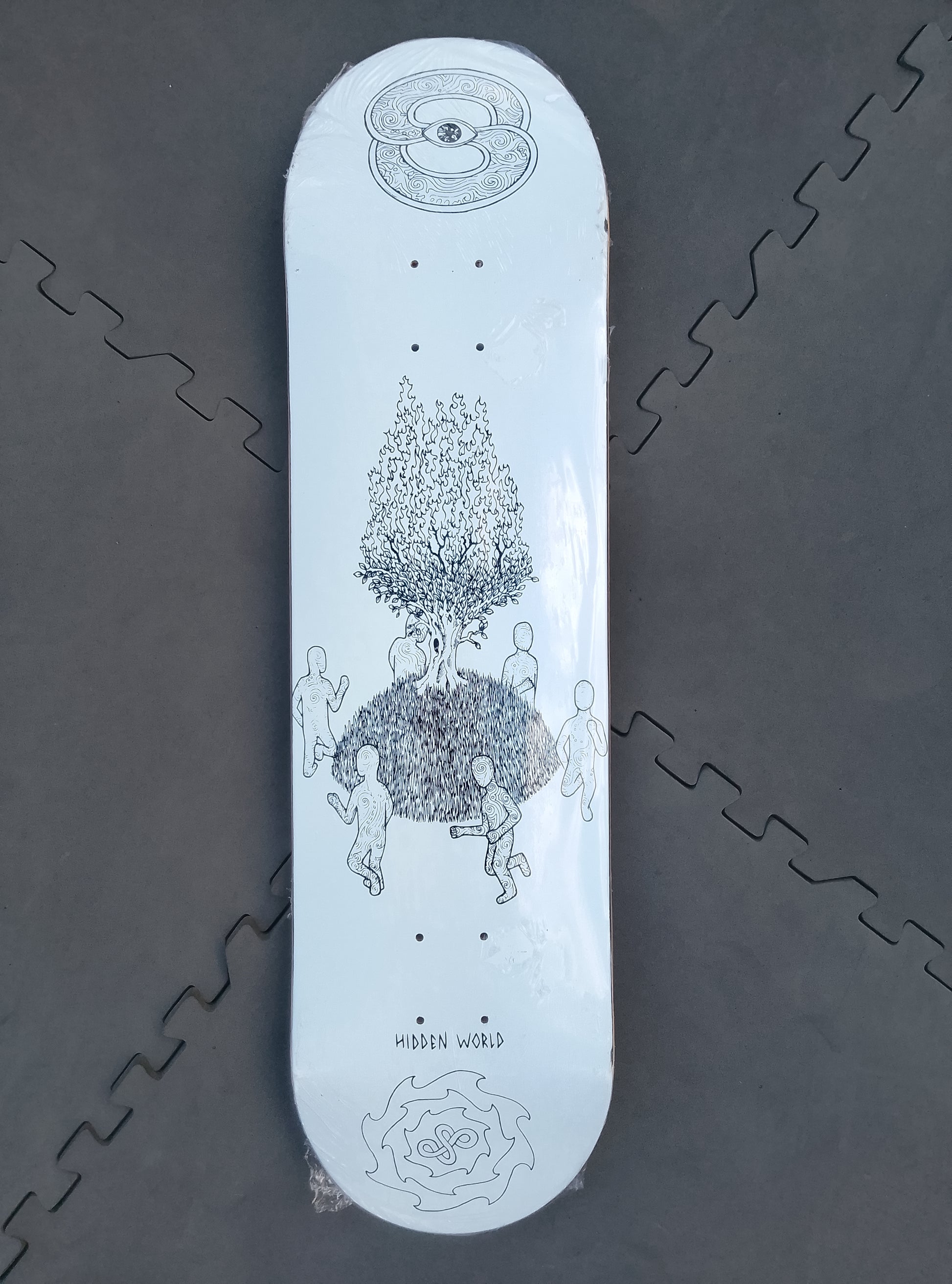 Hidden world skateboards "burning tree" Deck 8.25' image 0